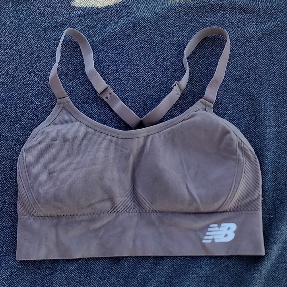 New Balance Sports Bra Women's Size Small Petite Padded
